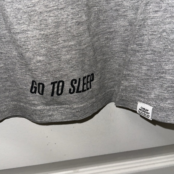 CHEAP MONDAY STOCKHOLM HYPNO WHEEL DRAGGED LONG LENGTH T-SHIRT - Picture 3 of 5